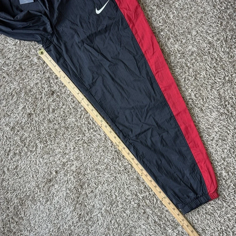 Nike Total 90 Repel Soccer Track Pants Mens Size Large Black Red HQ3393-010 NEW
